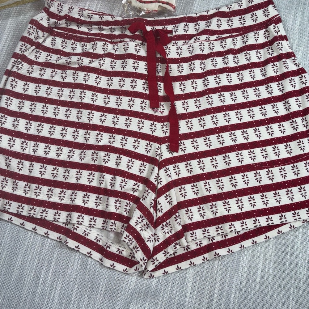 Soma size medium sleep shorts Red & White